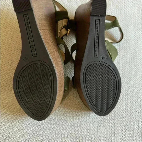 Tommy Hilfiger wedges - Picture 4 of 6